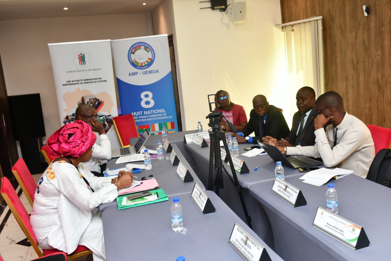 Abidjan: Session de Formation des Collaborateurs des Médiateurs de l’Association des Médiateurs des Pays membres de l'UEMOA