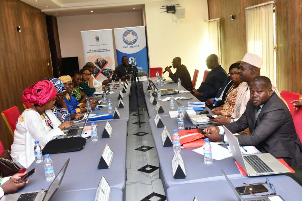 Abidjan: Session de Formation des Collaborateurs des Médiateurs de l’Association des Médiateurs  des Pays membres de l'UEMOA