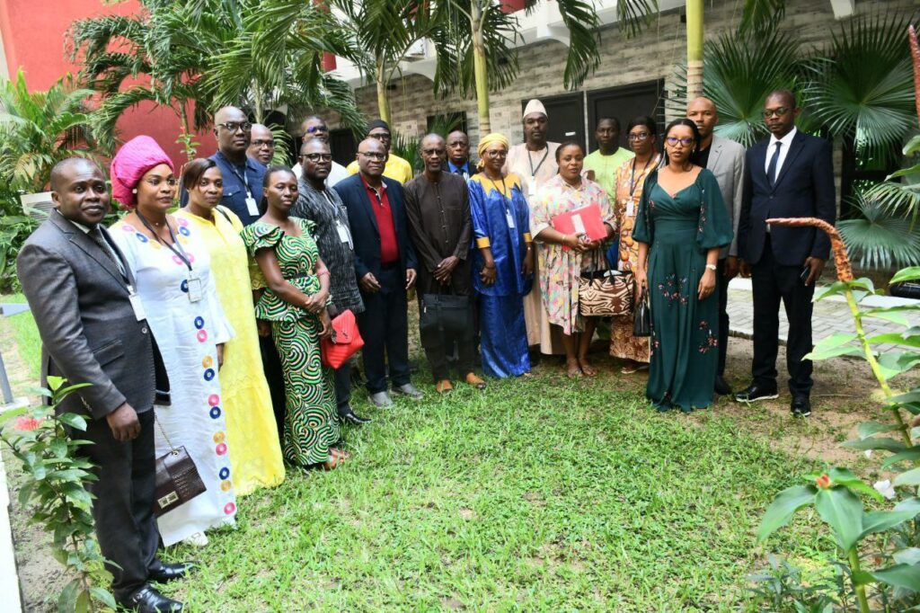 Abidjan: Session de Formation des Collaborateurs des Médiateurs de l’Association des Médiateurs  des Pays membres de l'UEMOA