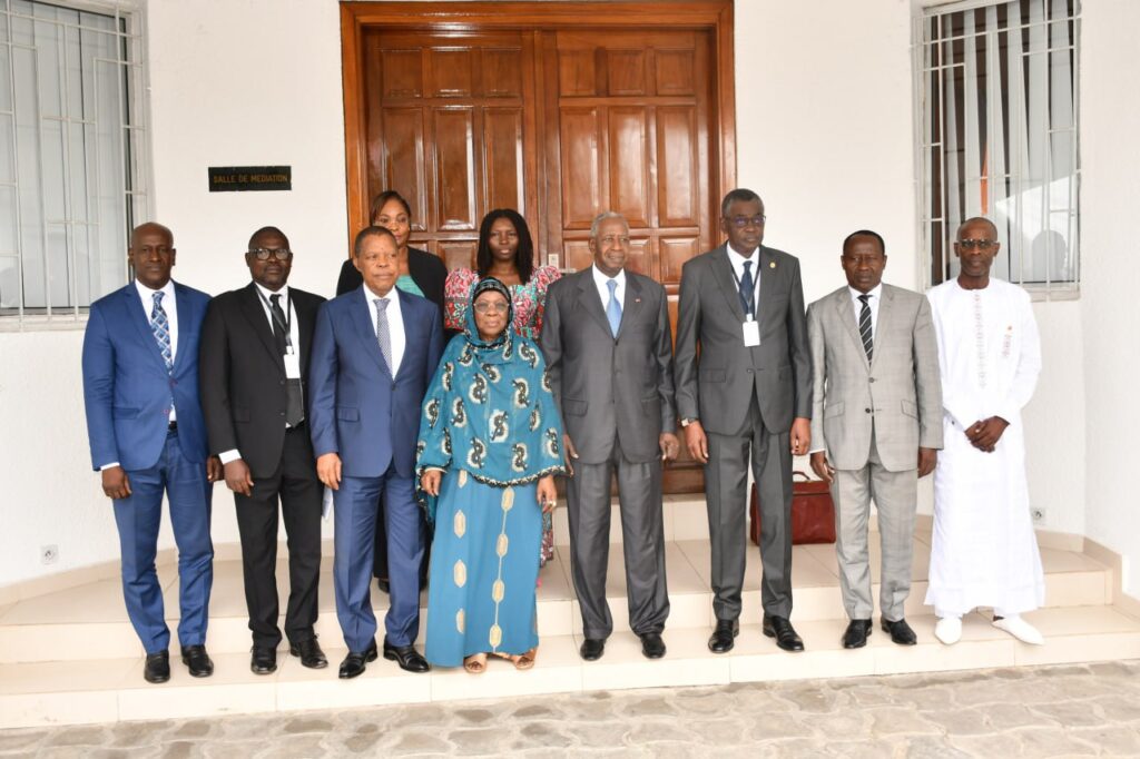 Abidjan: Réunion du Bureau de l’Association des Médiateurs des Pays Membres de l’UEMOA