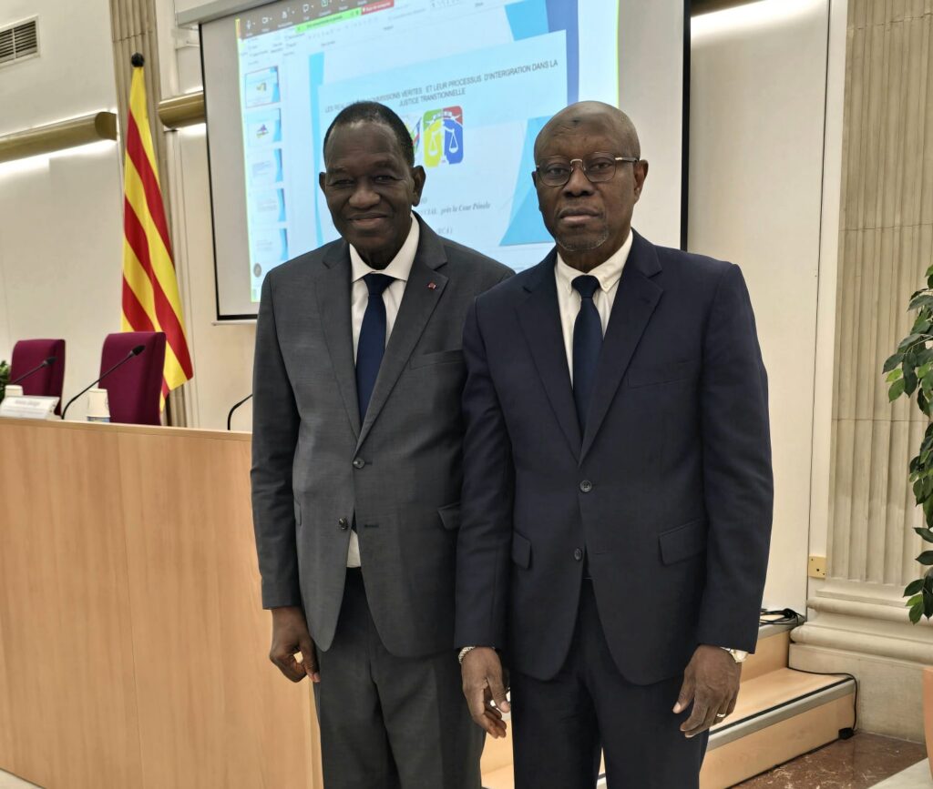Le Médiateur de la République Gaoussou TOUR et l'Ambassadeur de la Cote d'Ivoire près le Royaume d'Espagne S.E.M Kouadio Jean Roger BOUAFFO